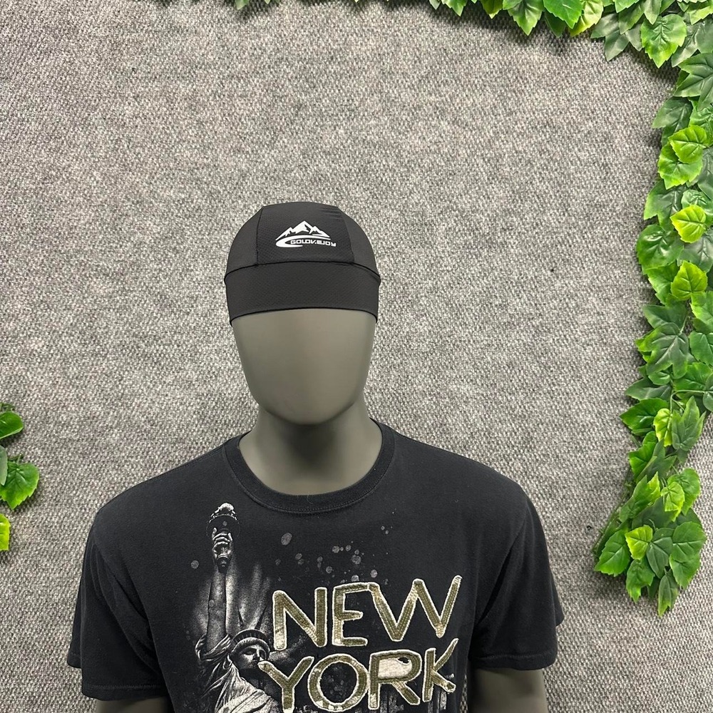 Black Running Skull Cap Beanie